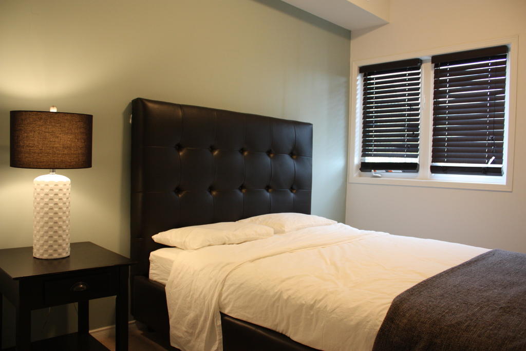 Accurate Plus Furnished Apartment- Brickstone Mews Mississauga Room photo